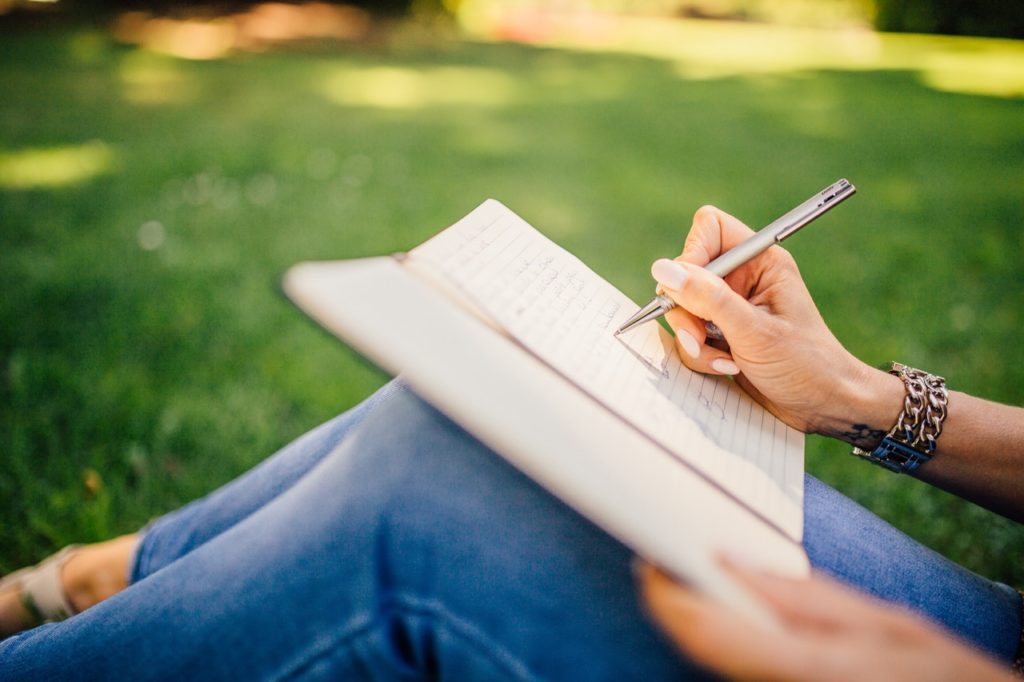 How to Journal for Self Improvement